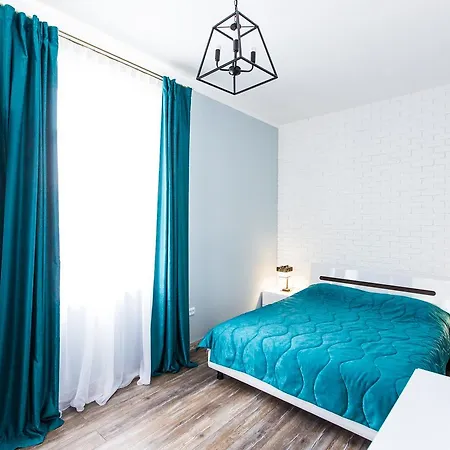 1 Bedroom Near Elizabeth's The Cathedral