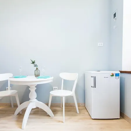 1 Bedroom Near Elizabeth's The Cathedral * Leopoli