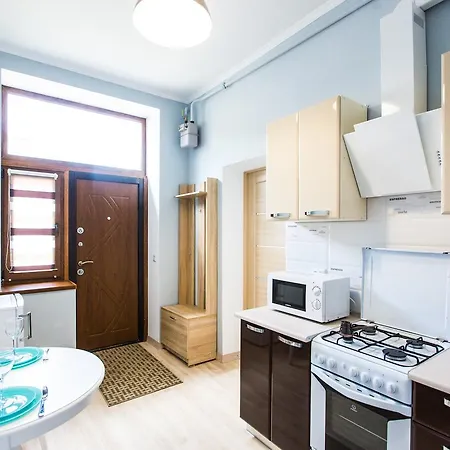 1 Bedroom Near Elizabeth's The Cathedral *