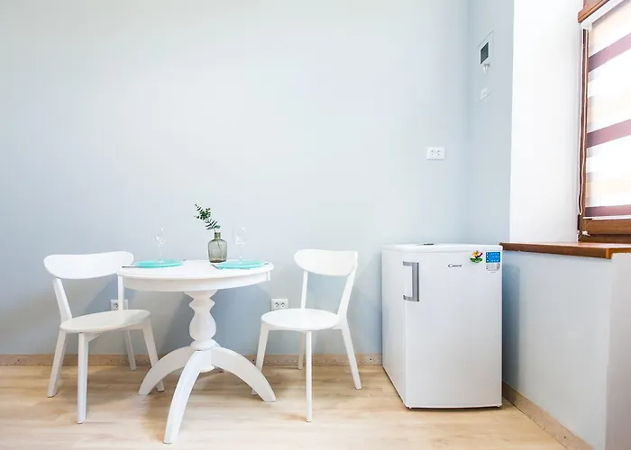 1 Bedroom Near Elizabeth's The Cathedral * לבוב