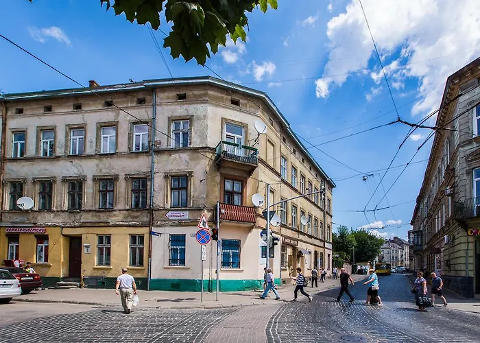 1 Bedroom Near Elizabeth's The Cathedral Apartment Lviv
