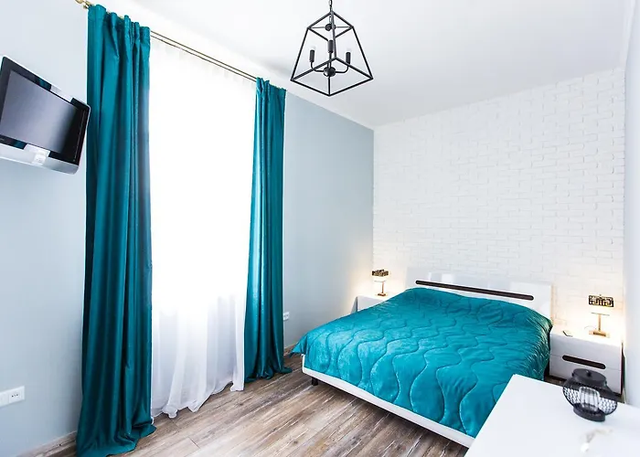 1 Bedroom Near Elizabeth's The Cathedral